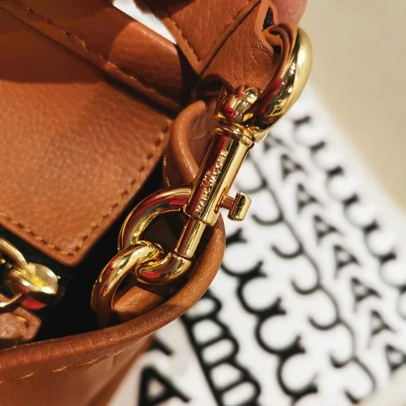 Marc Jacobs the Leather Mini Tote Bag Argan Oil - Picture 11 of 16